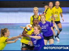 Яркие кадры игры между «Ростов-Доном» и «Университетом»