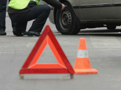 Выезжающий с парковки водитель «Ниссана» задавил мужчину-пешехода в Ростове