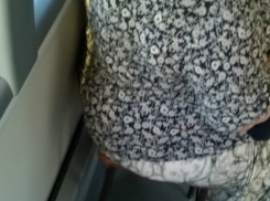 Ехавшая в автобусе со своей табуреткой суровая ростовская бабушка рассмешила пассажиров