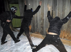 Банду закладчиков с наркотиками задержал ОМОН в Ростовской области