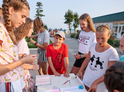 Губернатор Василий Голубев ужесточил коронавирусные ограничения для детей