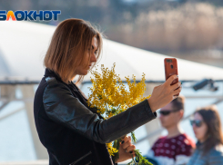 Ростовчане потратят на подарки к 8 Марта меньше, чем в прошлом году