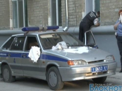 В редакциях Новочеркасска ищут оружие, из которого расстреляли полицейских  