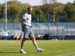 Тренер «Ростова» о старте тренировок на поле: «Соскучились по мячу и газону»