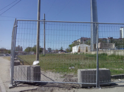 Убогая фан-зона к Чемпионату мира по футболу на Театральной площади довела до бешенства жителей Ростова