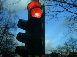 Многие улицы Ростова на весь день останутся без светофоров