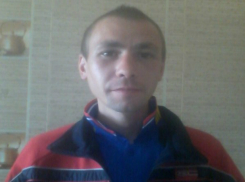 Сбежавшего в другой регион мужчину полгода разыскивают экс-супруга с дочерью из Ростовской области