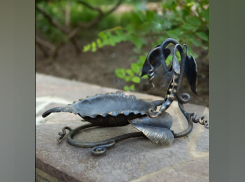 Укравшим кованую пепельницу в парке «Лога» дали три дня на размышления