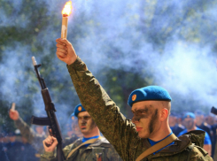 Стрельба из боевого оружия и спустившиеся «ниндзя» в Ростове попали на видео