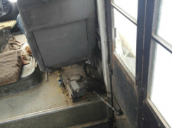 Пассажиры ужасной маршрутки в Ростове «благодарили» разбитые стекла за возможность дышать