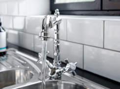 Из-за коммунальной аварии весь Зерноград в Ростовской области остался без воды 