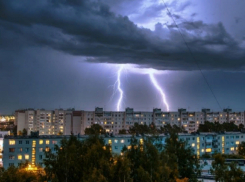 Ливневые дожди с грозами и молниями обрушатся на головы жителей Ростова