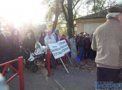 Несмотря на протесты местных жителей, в Самарском закрыли единственное родильное отделение