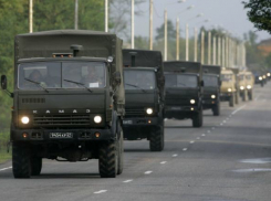 В Ростовской области произошло ДТП с военным транспортом
