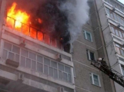 В Ростове на Штахановского горела квартира в девятиэтажке