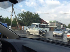 На Доватора столкнулись маршрутка и пять автомобилей
