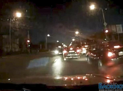Аварию с четырьмя машинами на Стачках зафиксировал видеорегистратор    