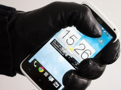 Добрая ростовчанка стала жертвой циничного телефонного обмана