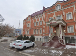 В ростовской гостинице мужчина под угрозой убийства изнасиловал девятиклассника 