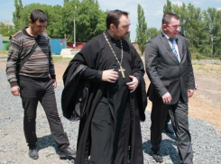 Бывшего главу Пролетарского района Ростова подозревают в халатности