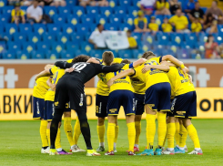 Власти пустили дополнительные автобусы на стадион «Ростов Арена» перед матчем