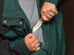 Молодой мужчина до смерти изрешетил ножом своего друга в подъезде многоэтажки Ростова