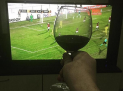 Топ-5 самых искренних фото «закулисных» болельщиков «Ростова» в поединке со «Спартой» 