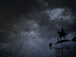 На Ростов надвигается сильный шторм