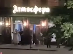 В Новочеркасске неадекватный мужчина напал на ребёнка у кафе