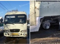 В Ростовской области у автобуса на ходу слетели колеса