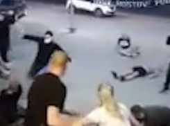 Массовая драка в Ростове попала на видео