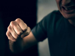 В Ростовской области мужчина избил полицейского при попытке сбежать