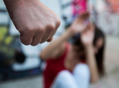 В Ростовской области 52-летнего мужчину подозревают в изнасиловании подростка