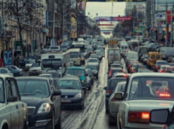 Огромная пробка образовалась в Ростове перед праздниками 