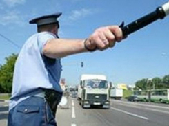 Перепивший рабочий уехал кататься на угнанном грузовике в Ростовской области