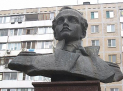 Ростовчан позвали привести в порядок сквер Лермонтова в Ростове