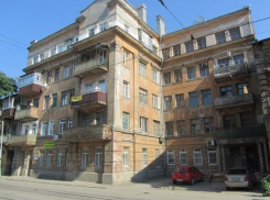 Власти Ростова решили убрать все деревья с улицы Станиславского 