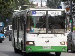 Ростов бесплатно передал ДНР городские автобусы