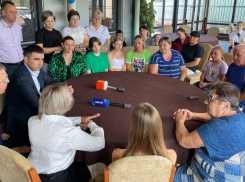 В Азове 20 жителей Курской области разместили в ПВР 