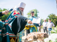 Ростовский митрополит назвал одной из причин болезней грехи