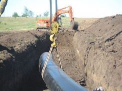 Сотни километров водопроводов за миллиарды рублей решили проложить на востоке Ростовской области
