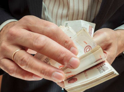 Аферист из Батайска похитил у друзей пять миллионов рублей