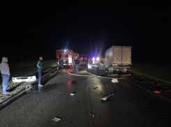 В страшной аварии в Ростовской области погибли два человека