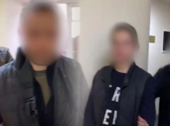Подозреваемых в убийстве 8-месячной девочки супругов отправили в СИЗО