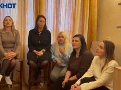 Жены бойцов СВО начали голодать в съемной квартире, чтобы привлечь внимание федеральных властей