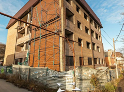 В Ростове на торги выставили участок с шестиэтажным самостроем