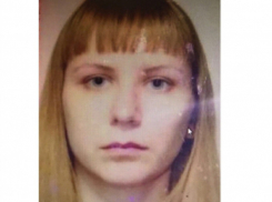 Татуированная блондинка с ожогом на левом запястье разыскивается в Ростовской области