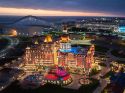 Сотрудницу РЖД из Ростова подозревают во взятке за организацию отдыха в Сочи