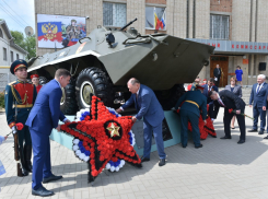 Памятник ветеранам боевых действий открыли в Ростовской области