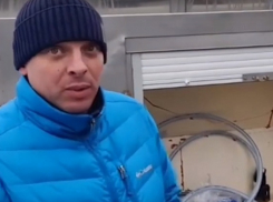 На трагедии поселка Аютинский цинично наживаются барыги – продают воду по 3 рубля за литр